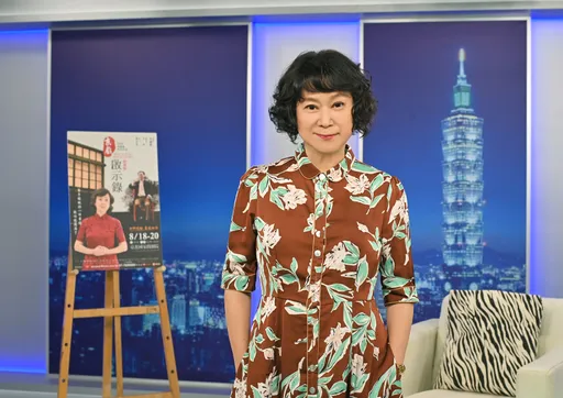 王月擔綱要角 舞台上合體李國修