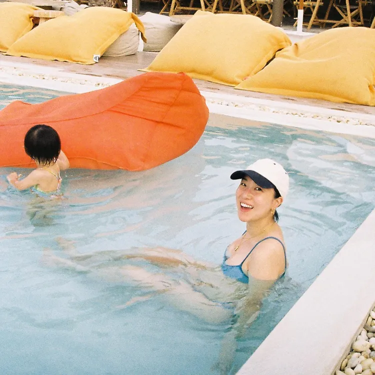 2歲多女兒Anah當姊姊囉。翻攝Melinda IG