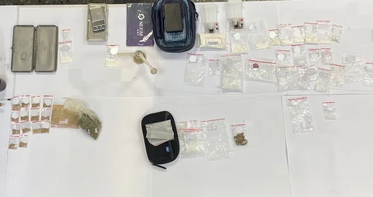 現場查扣毒品。竹北警分局提供