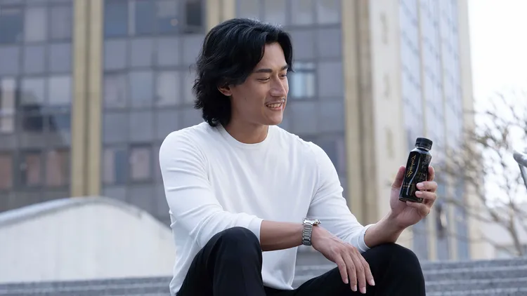 L'uxpresso精品咖啡則追求咖啡品味的極致，特選南美洲、非洲、亞洲三大產區咖啡豆，並以高壓萃取雙倍 Espresso咖啡精華，融合新鮮牛奶打造咖啡濃醇豐厚口感，為咖啡愛好者帶來絕佳的品味體驗。業者提供