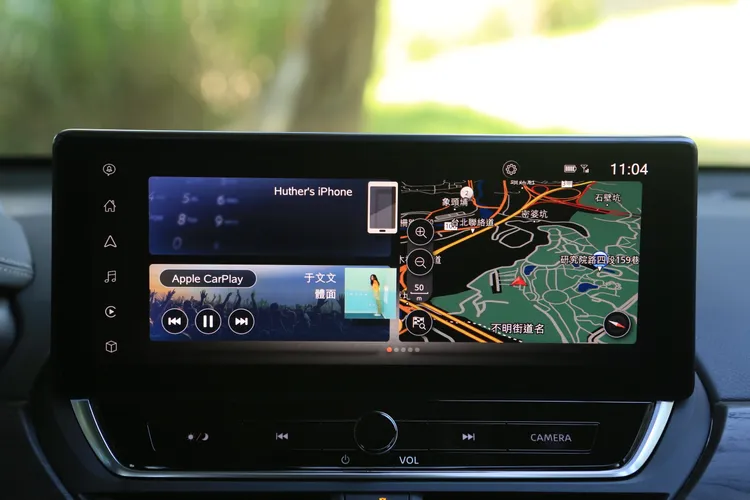 12.3吋螢幕中整合了新一代的導航系統，並且提供更多的分割畫面，讓車主得以自定義快捷功能。林浩昇攝