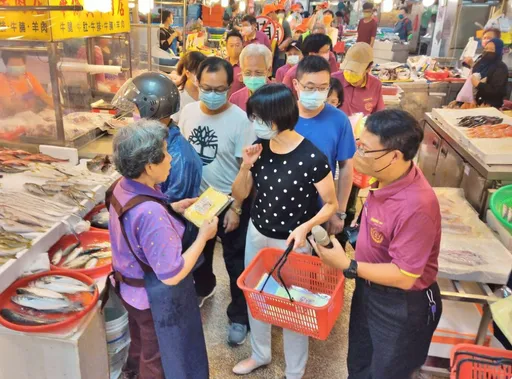 公務員到女友家作客自豪月薪60K 慘被洗臉「市場賺1-2天就有了」