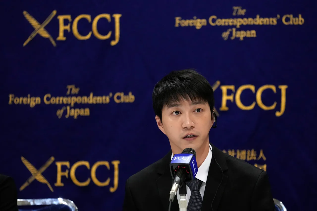 江宏杰27日在东京开记者会,向福原爱喊话。美联社