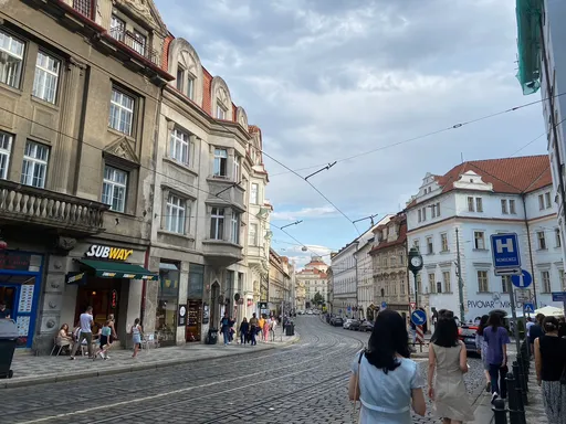 直飛童話國布拉格!最大旅遊陷阱「在這裡」 兌匯腰斬靠這招自保