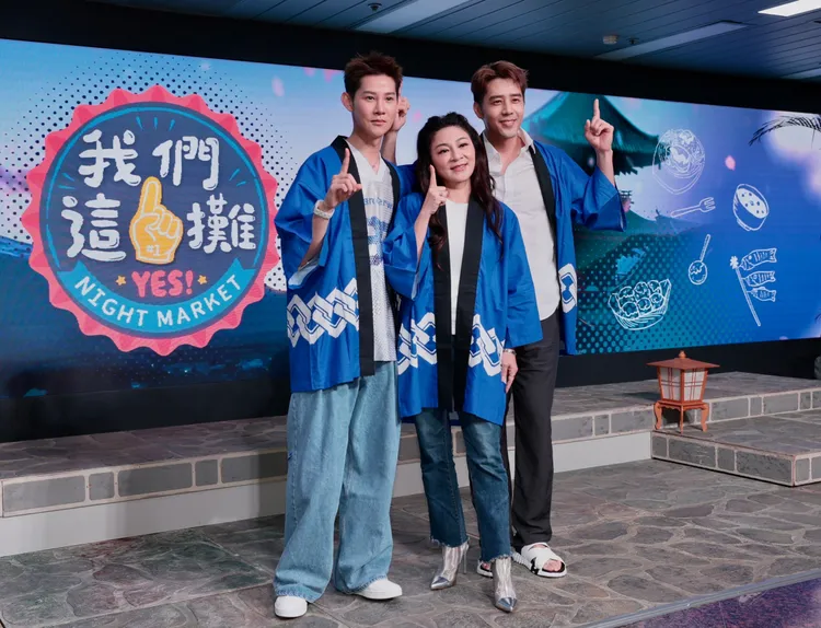 夏和熙（左起）、王彩樺、胡宇威合作《我們這一攤》。彭欣偉攝