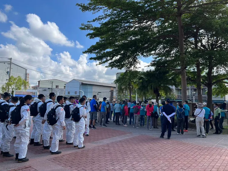 市府加強動員噴藥化學防治。市府提供