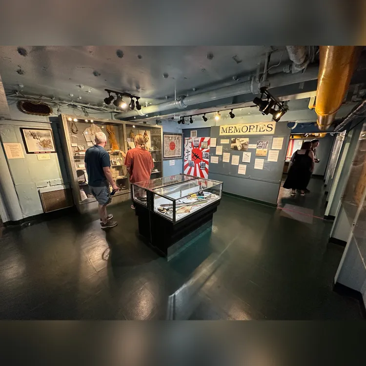 睦田繁義的旗幟，是列星頓號博物館展示的二戰遺物之一。翻攝列星頓號博物館臉書@USS Lexington Museum