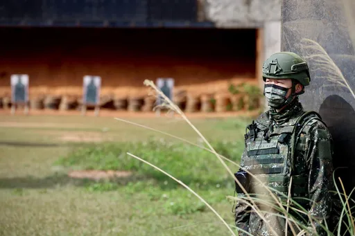 國軍「抗彈板」可擋共軍子彈? 國防部一席話尷尬了