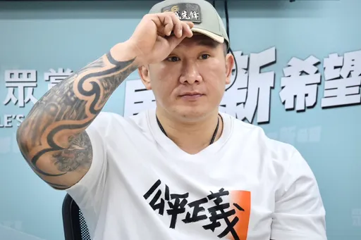 辦凱道遊行向柯文哲求官?館長拿全家性命發毒誓:當里長就跳海