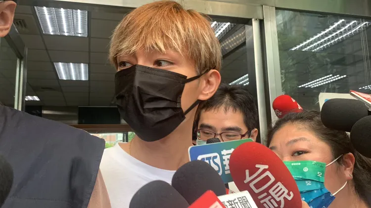 炎亞綸回應「不要亂猜測。」江孟謙攝