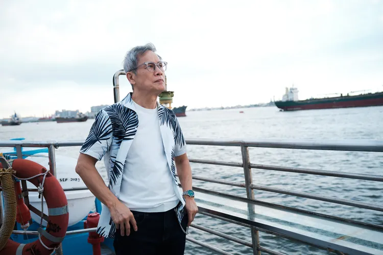 羅大佑遊高雄港。大右音樂提供