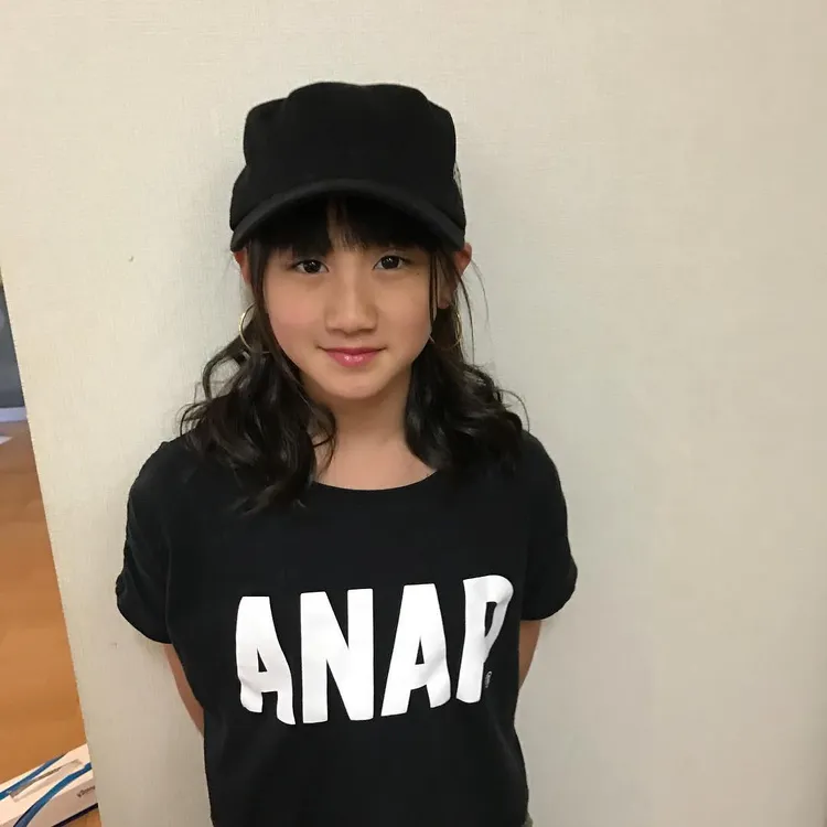 富永紗菜童星時期的模樣。翻攝富永紗菜IG