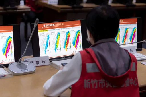 杜蘇芮海、陸警報齊發！竹市防颱二級開設　高虹安：市府團隊嚴陣以待