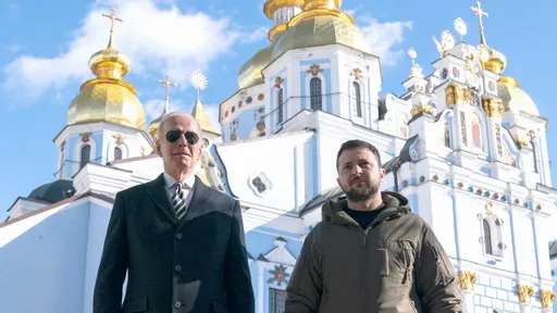 拜登：俄烏戰爭須先結束　烏克蘭才能入北約