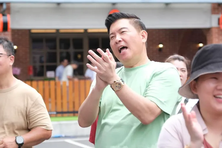 楊元慶曝曾國城私下暖舉。翻攝自楊元慶臉書