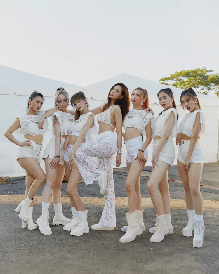 安心亞自帶辣妹舞群登台。寬寬整合行銷提供