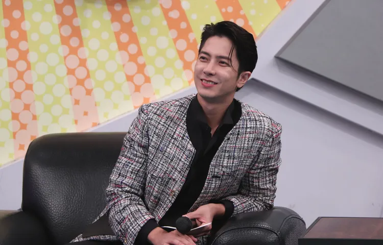 日本男神山下智久睽違12年訪台，首次參與台灣綜藝節目。中天提供