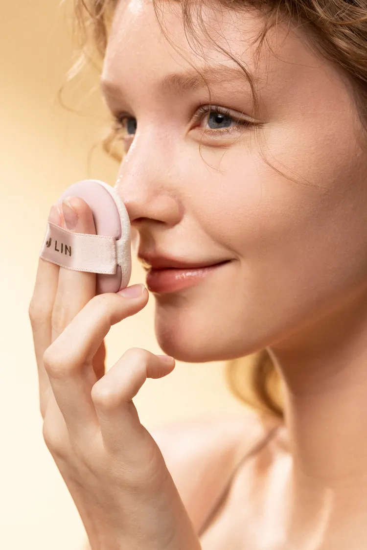 J-lin雙面粉撲。品牌提供