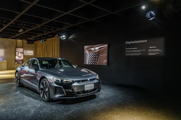 Digitalization 科技展區的 Audi RS e-tron GT。原廠照片