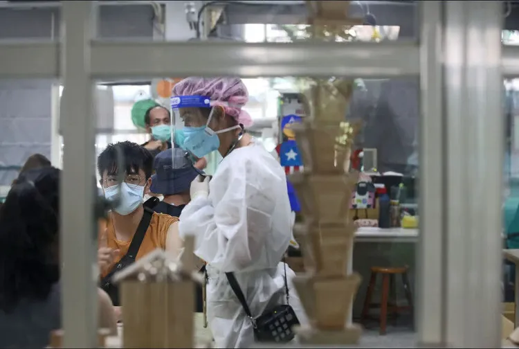 從去年底至今已經有超過1700位護理師離職，不少仍留在崗位上的護理師苦不堪言。圖非當事人，資料照片