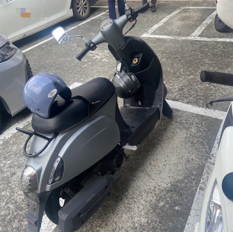 夫妻行搶作案機車。翻攝畫面