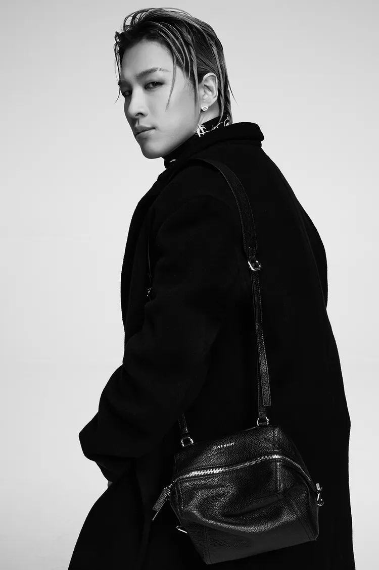 太陽在形象中的霸氣眼神相當迷人。品牌提供