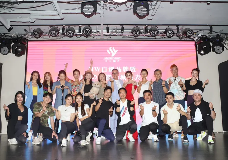 眾星力挺王瞳。黃盈容攝