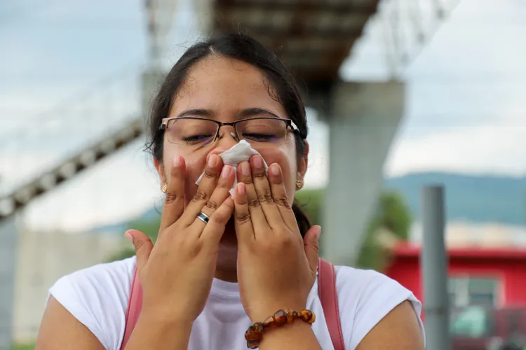 肉票獲釋前，交屬焦急等待。路透社