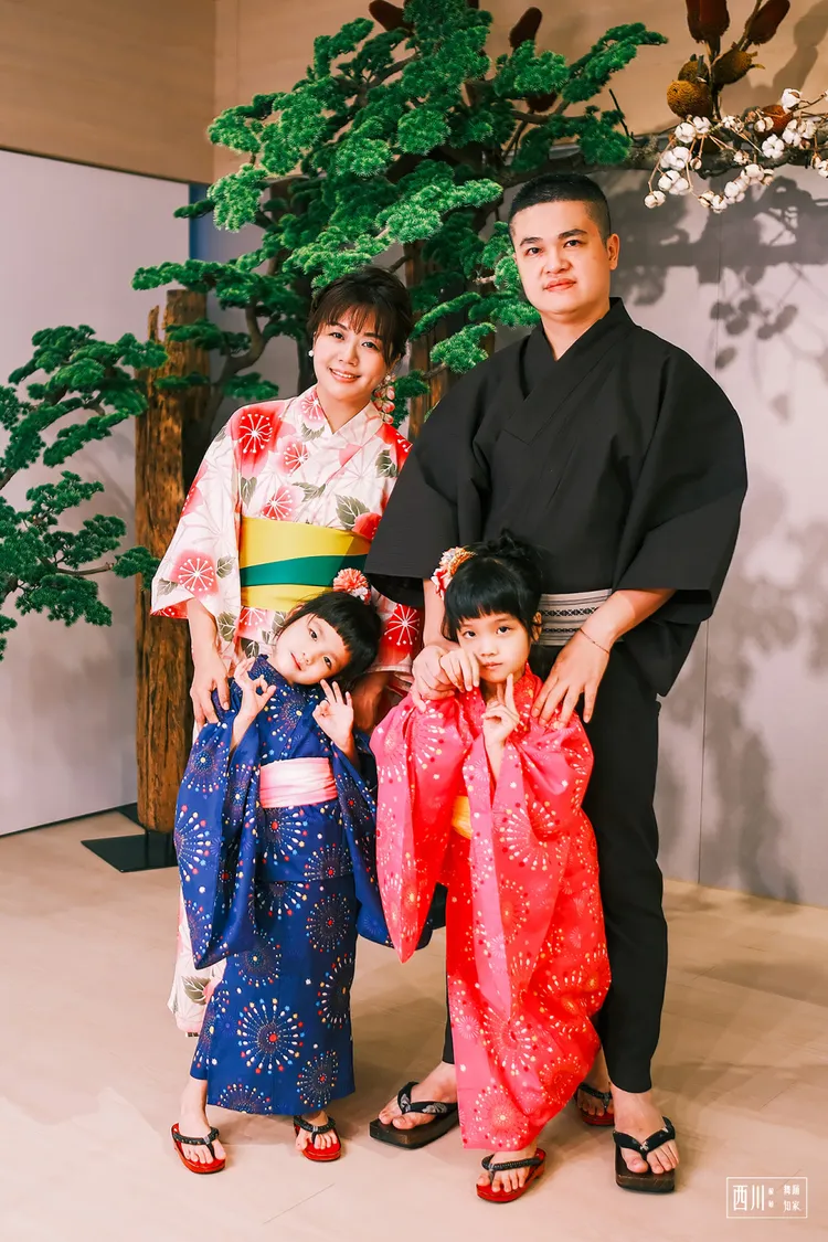 爸爸媽媽可帶著家中寶貝換上優雅的日本正統浴衣。業者提供