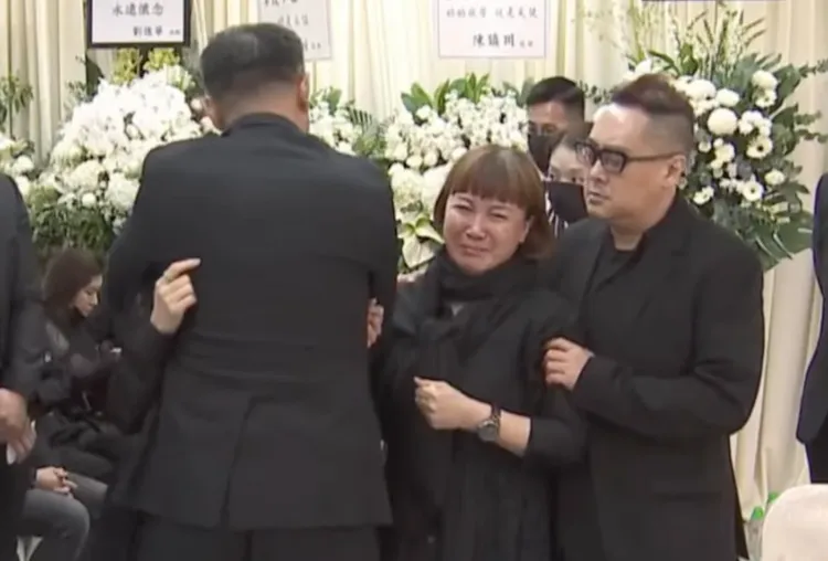 李玟姊姊哭聲令人斷腸。翻攝自李思林YT頻道