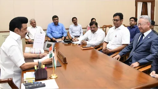 鴻海子公司董事長到訪　印度省長高調發照片