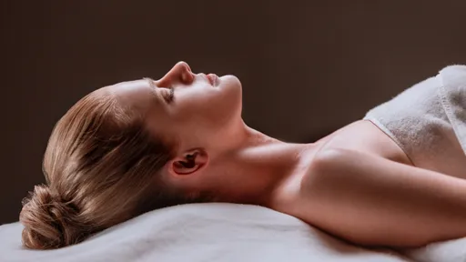 一次用上半罐奢華乳霜! Sisley熱石按摩用貴婦級待遇養膚