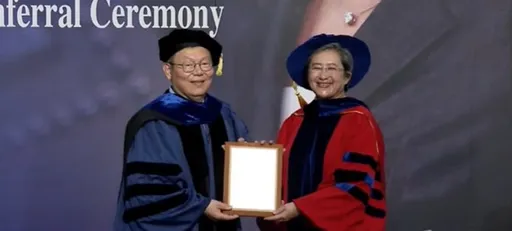 半導體女王蘇姿丰撂中文!領取名譽博士開頭18字 逗笑全場