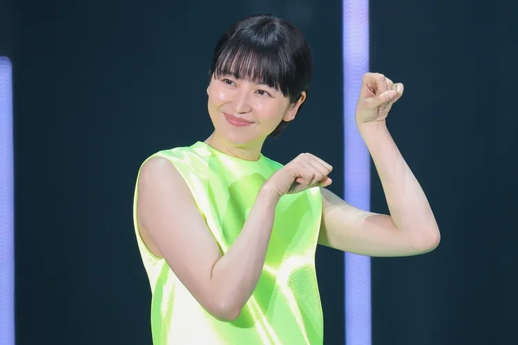 長澤雅美戲約不斷，廣告身價位居女星之冠。翻攝thetv.jp