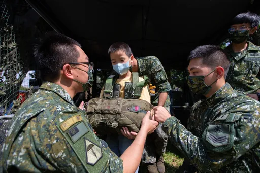 杜蘇芮發陸警！國防部宣布志願役入伍延後一周