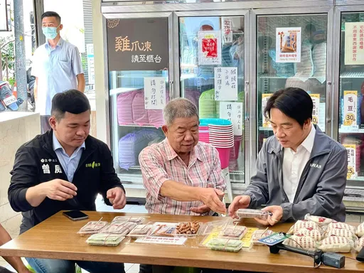 赖清德巧遇学生遭疑是幕后「助理导演」 中市议员曾威回应了