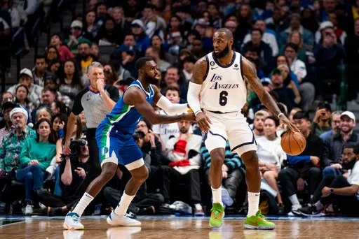 詹姆士致敬「指环王」罗素　不穿6号改回23号