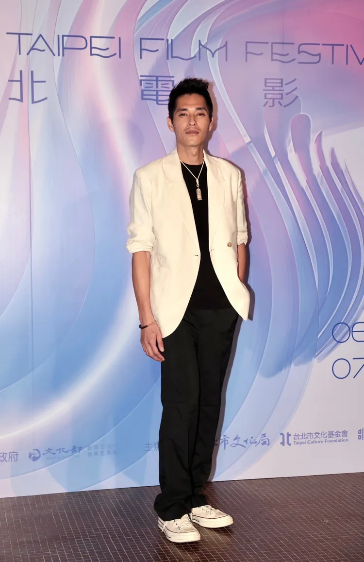 藍正龍看起來消瘦不少。彭欣偉攝