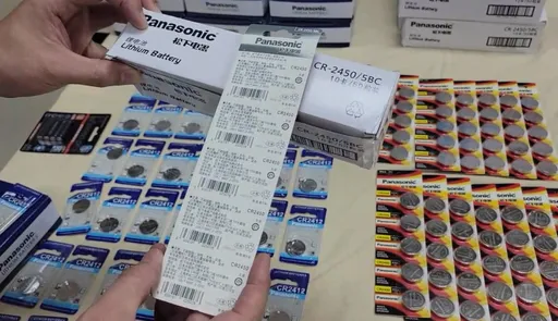 Panasonic電池驚見簡體字包裝　原廠跨海提告！警扣逾1.5萬顆仿品