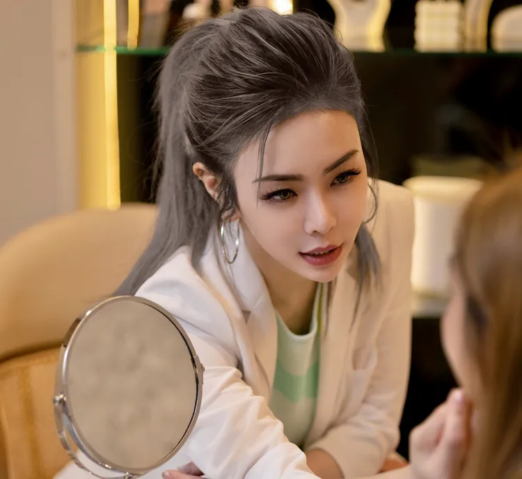 ▲ 愛聊天的沈醫師，在訪談中展現十足的親和力，及爽朗自信的談吐。