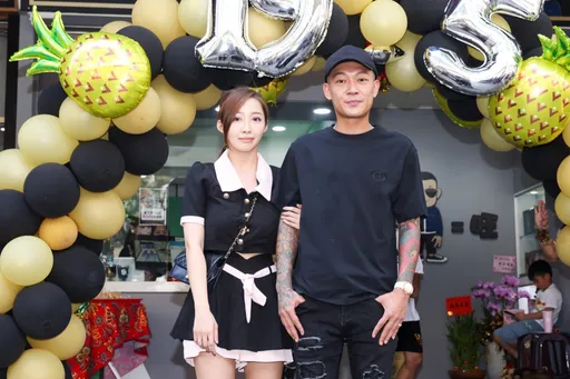 鳳梨1周開機6次被警告「太頻繁」　套牢女友歐菈差這一步！