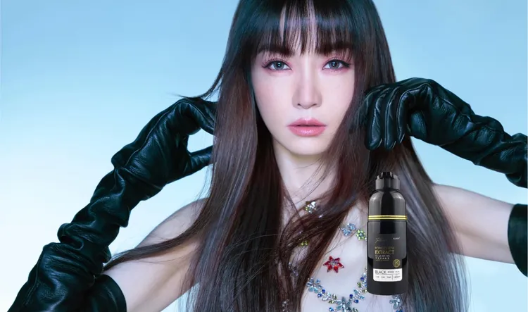 黑髮能減齡，一白毀所有，卡氛何首烏染膏5分鐘白轉黑，自帶勝光逆齡成功，就是這麼簡單。