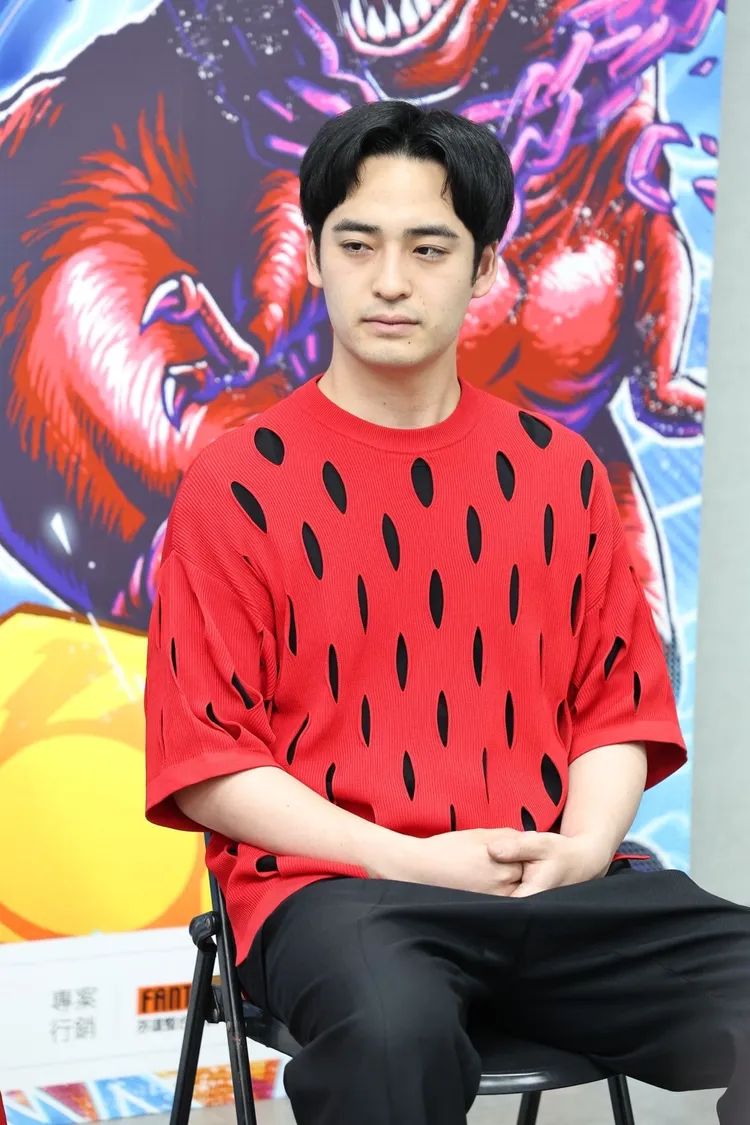 吉他手小林壹誓聽說茄子蛋休團很難過。彭欣偉攝