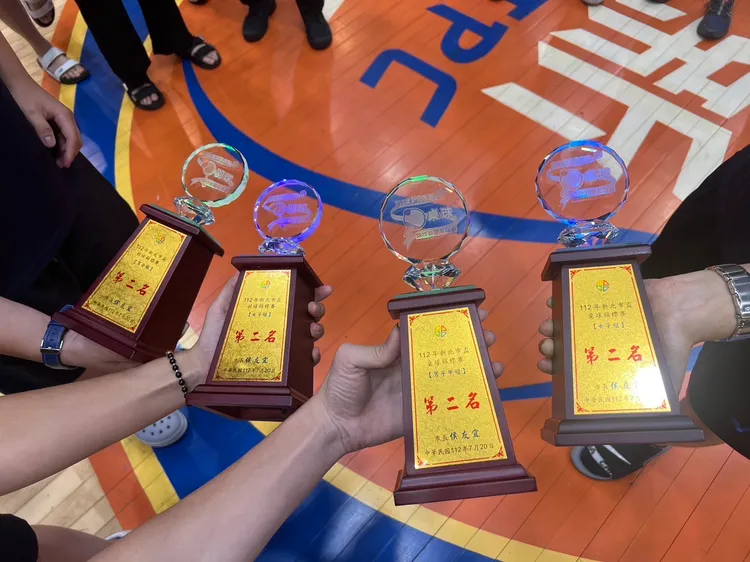 警察局一共拿下4座獎盃。翻攝畫面