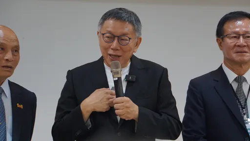 716遊行女生少!柯文哲被指仇女喊「干我屁事」 舉陳佩琪自清卻五度跳針