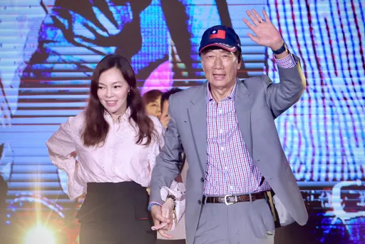 藍茶壺風暴!林金結發扇「力挺郭台銘」恐遭黨紀 挺侯大將批小雞:傷母雞沒意義