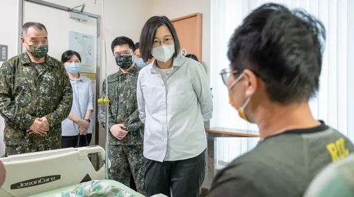 陸軍認了!彈藥庫爆炸傷兵「1人使用自購止血帶」 原因曝光