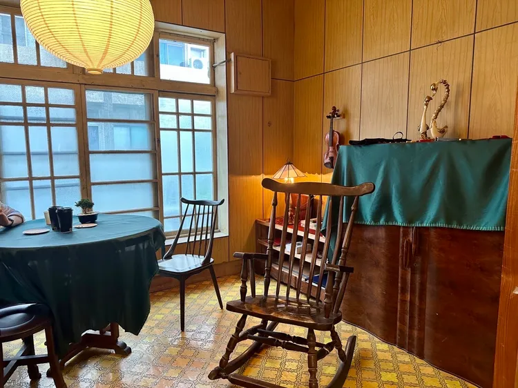 溫硯萍表示，早期建築有細緻的工藝及工法，應該多加保留。翻攝畫面