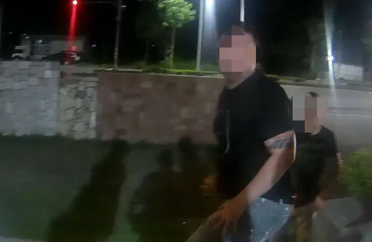 余男錯愕問說「有那麼多條？」。讀者提供