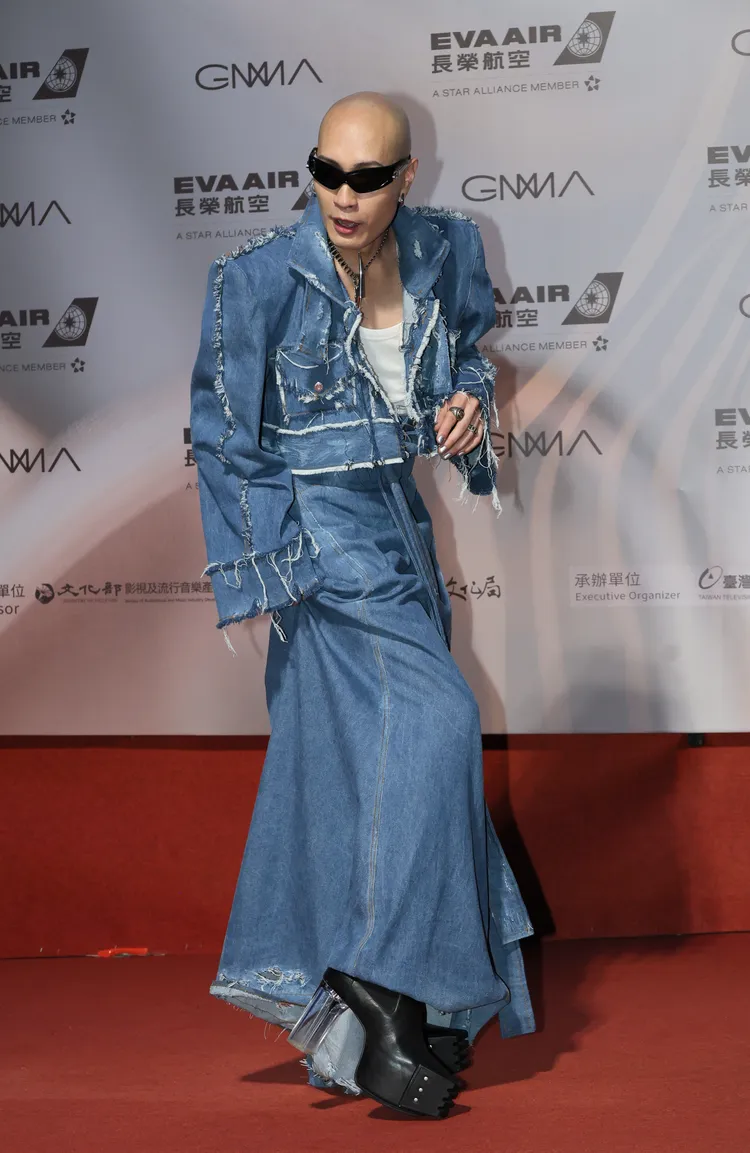 YELLOW黃宣。攝影中心攝